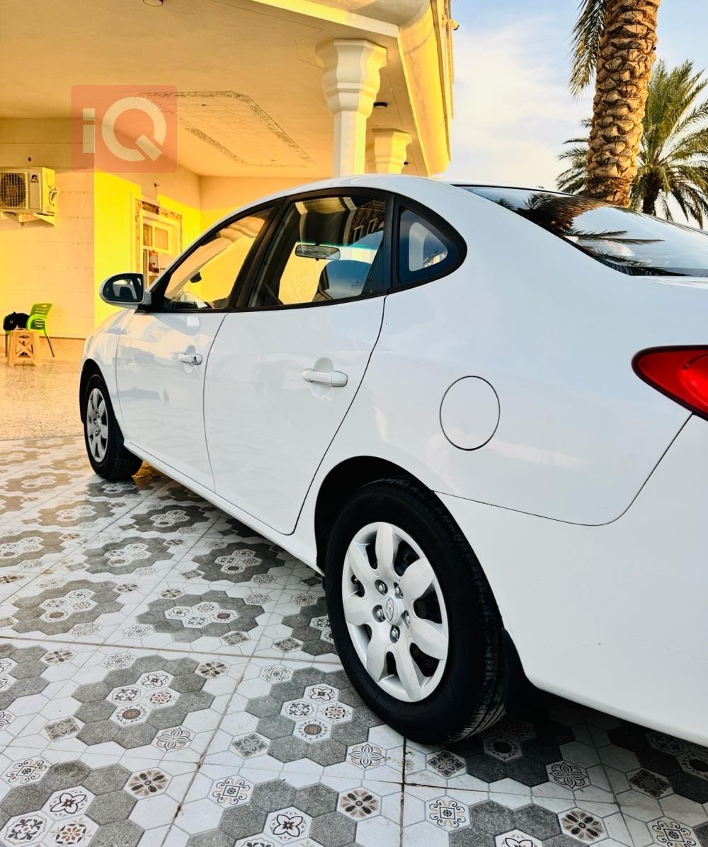 هیوندای ئەلەنترا